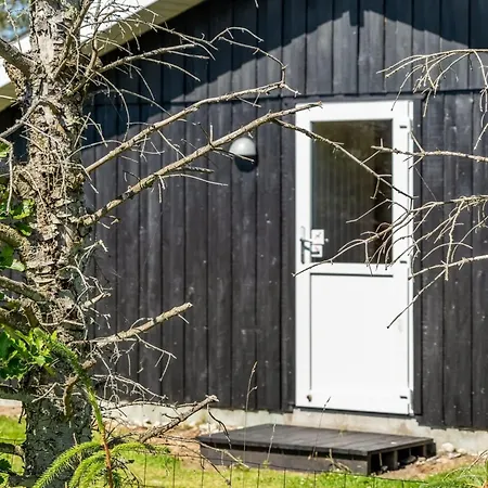 Guja - 1km From The Sea By Interhome *